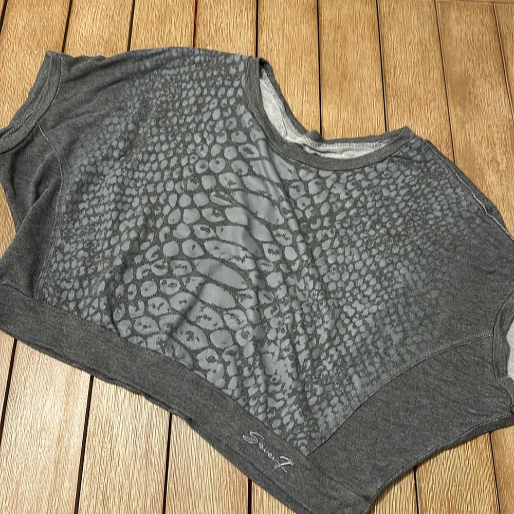 SEVEN7~Size M Softest Sweatshirt Style Shirt ~Slouchy Workout Top~